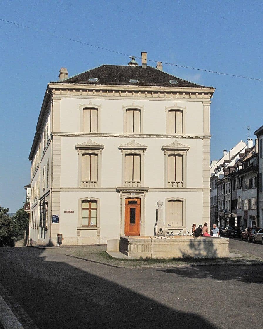 Ein klassizistisches Bürgerhaus in der St. Alban-Vorstadt in Basel